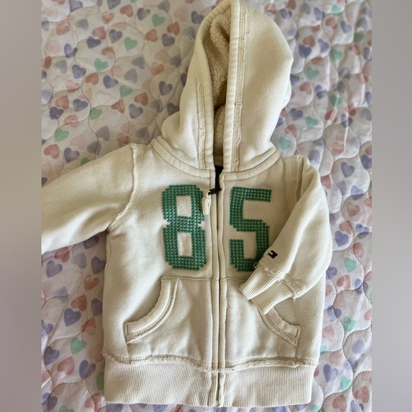 A lot of baby girl clothes , from 0-9 months. Like New - Picture 2 of 8